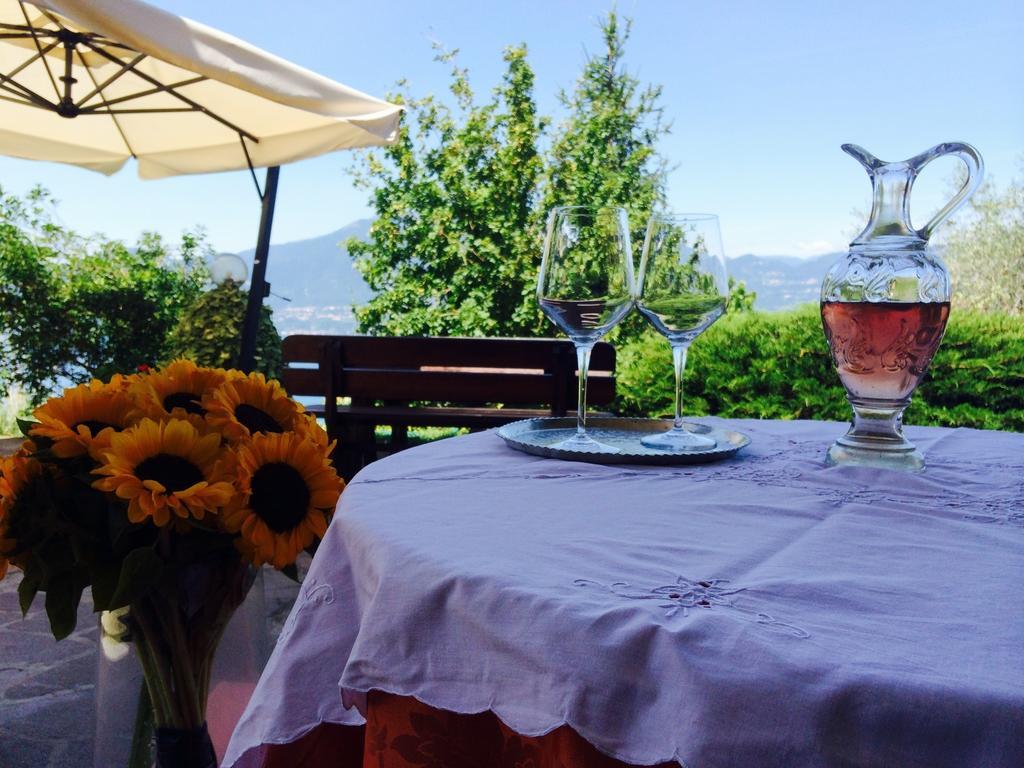 Bed And Breakfast Due Leoni Torri Del Benaco Room photo
