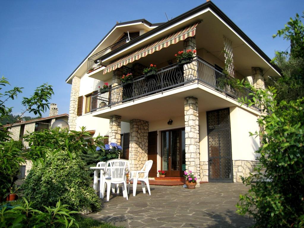 Bed And Breakfast Due Leoni Torri Del Benaco Room photo