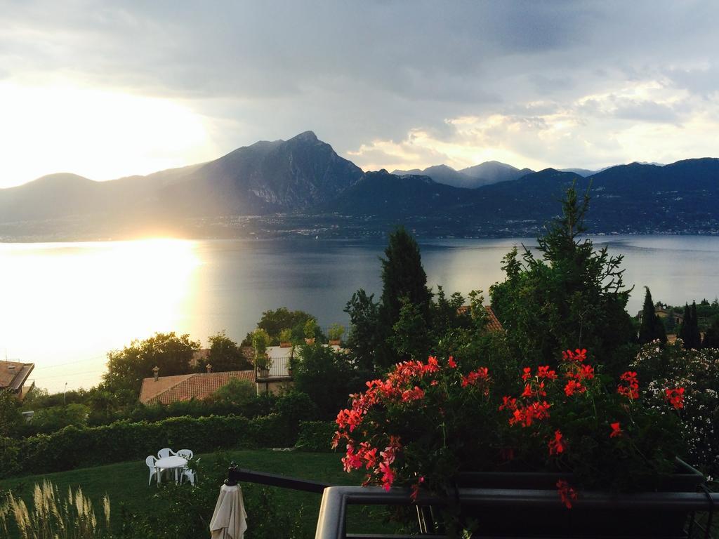 Bed And Breakfast Due Leoni Torri Del Benaco Room photo